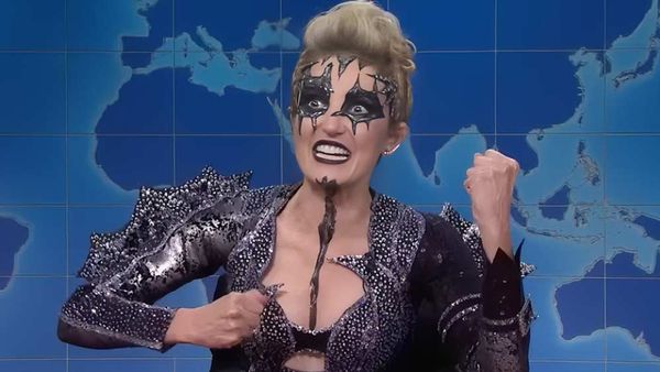 Watch: 'SNL' Goes After Jojo Siwa's 'Mature' Persona with Weekend Update Segment