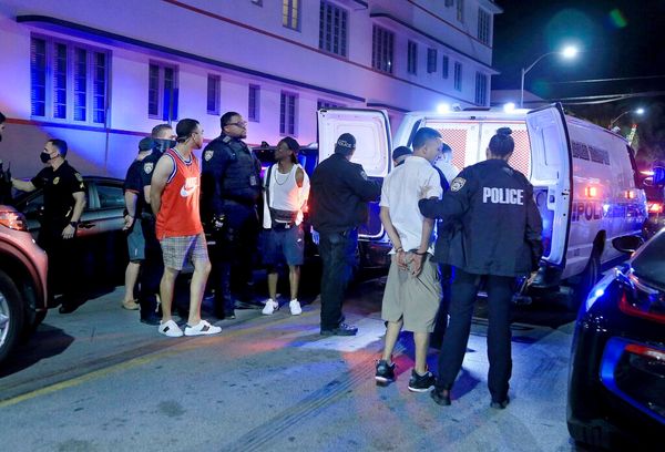 Miami Sets Earlier Curfew After Spring Break Crowd, Fights