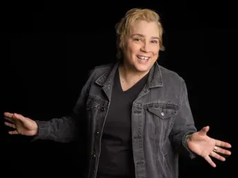 Marga Gomez comes full circle: SF’s favorite lesbian comic stars in “The Search for Signs of Intelligent Life in the Universe” at the Aurora