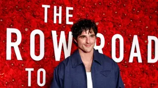 Jacob Elordi and Emerald Fennell Reunite for Provocative “Wuthering Heights” Adaptation