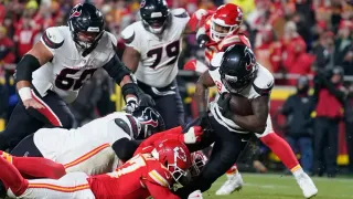 Texans Stifle Patrick Mahomes and Chiefs in 20-10 Victory to Keep Pace in AFC South Race